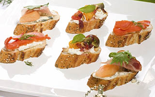 Set Canape Package 3 (hot and cold canapes)